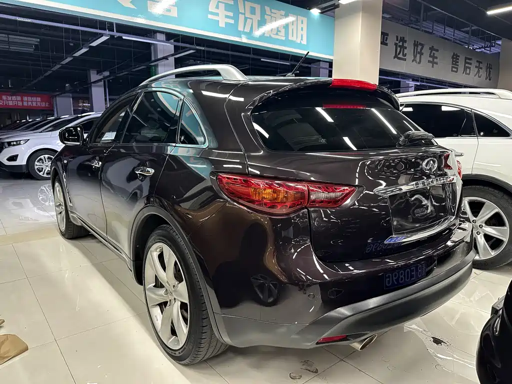Infiniti FX 英菲尼迪FX 2010款 FX50 巅峰版