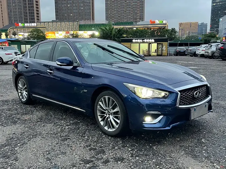 Infiniti Q50 L 2.0 T Progressive Enjoyment CN-VI