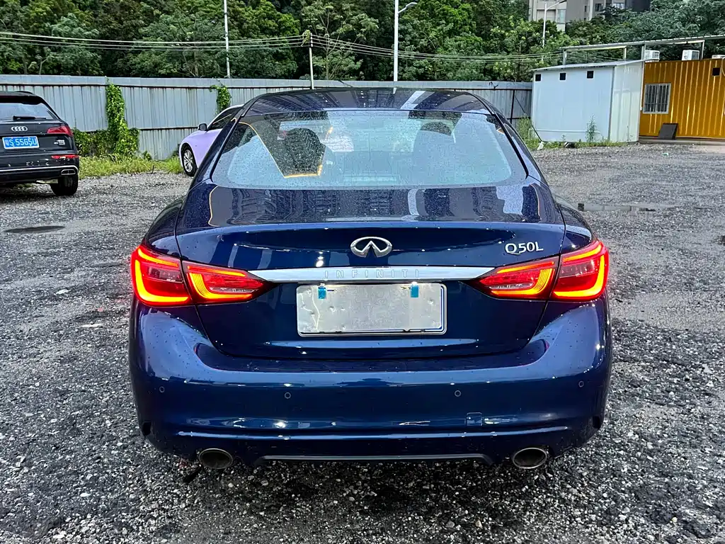Infiniti Q50 L 2.0 T Progressive Enjoyment CN-VI