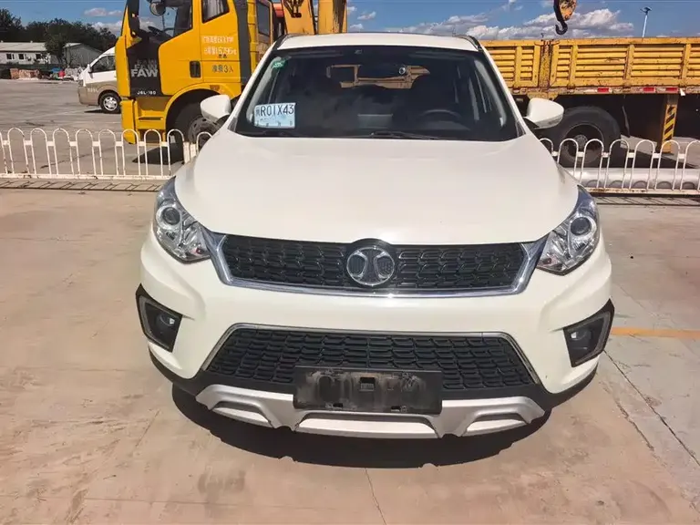 Baic Senova X35 1.5 L Auto Luxury