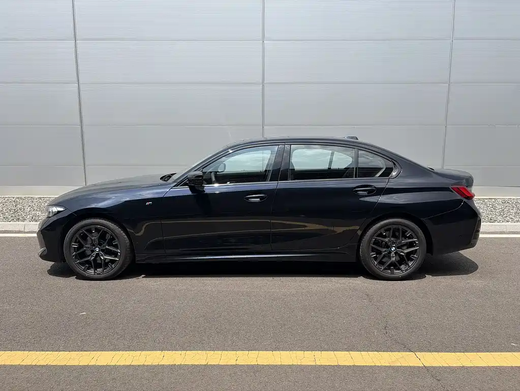 BMW 3 Series 330 Li M Sport Night Package