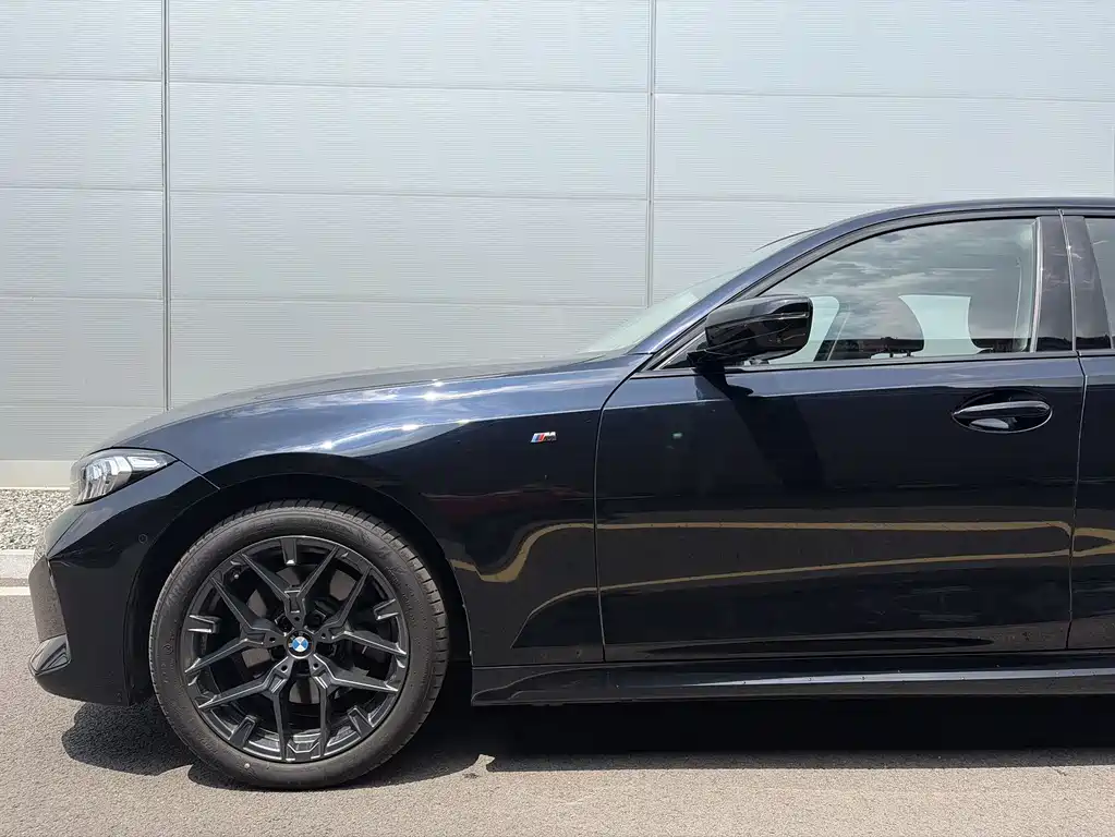 BMW 3 Series 330 Li M Sport Night Package