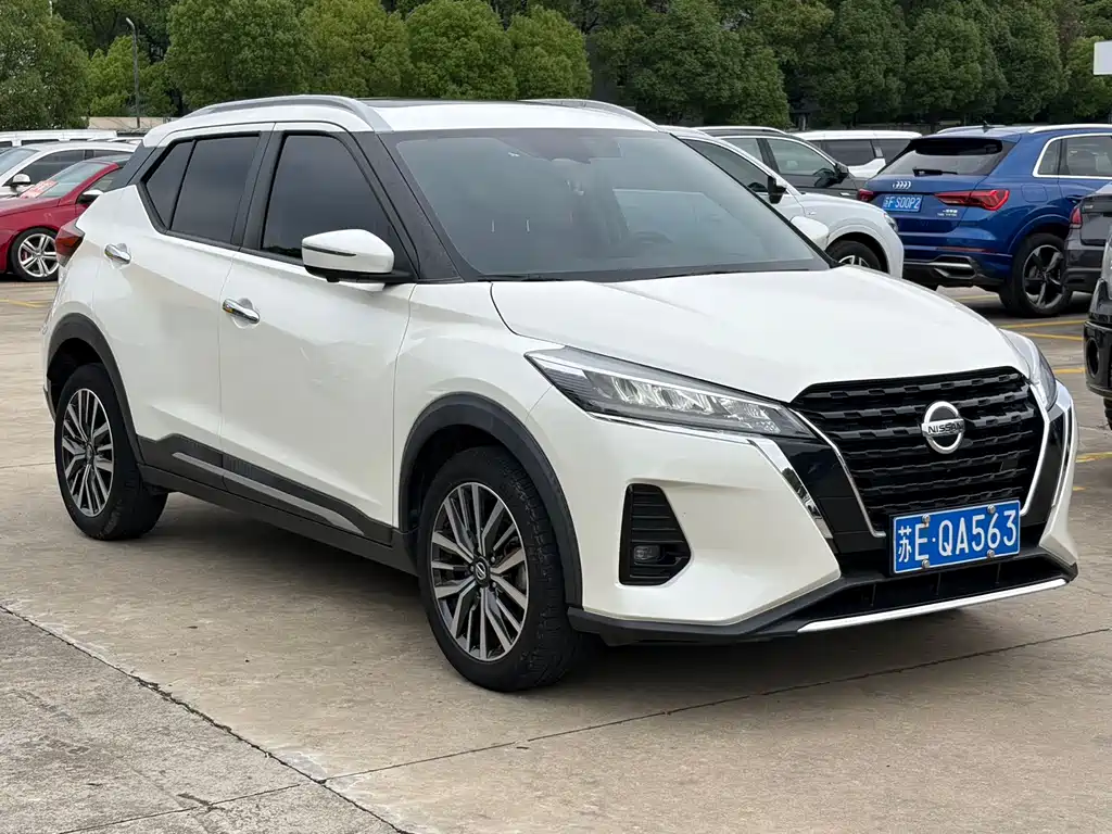 Kicks 1.5 L CVT XV Luxury