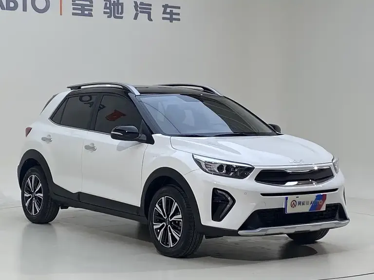 Kia Stonic 1.4 L CVT Sunroof