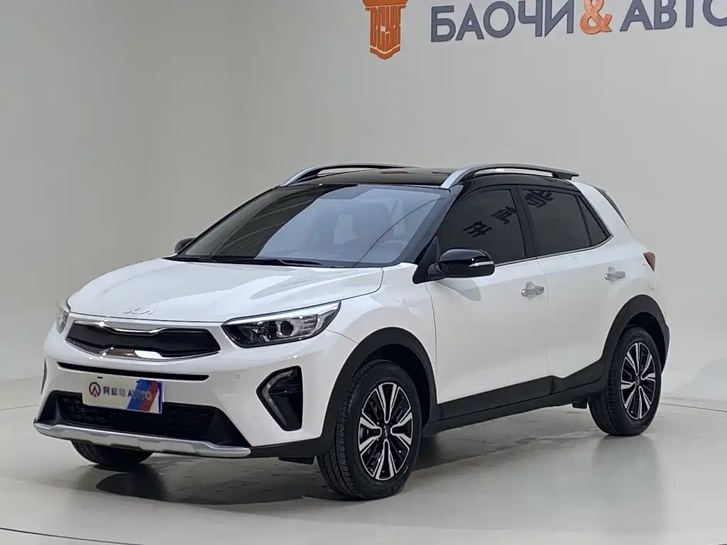 Stonic 1.4 L CVT Sunroof