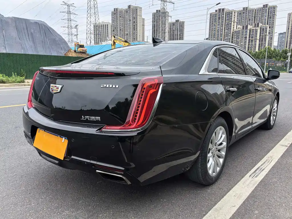 Cadillac XTS 28 T Tech