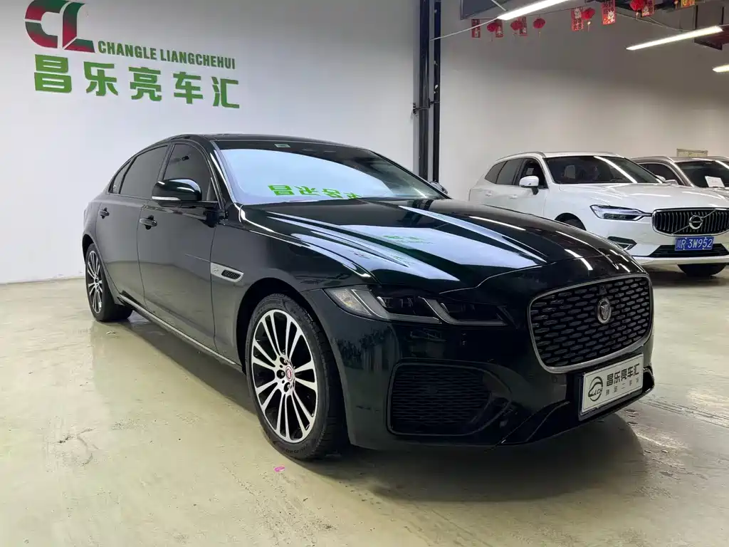 Jaguar XFL 2.0 T P250 2 WD Premium Luxury