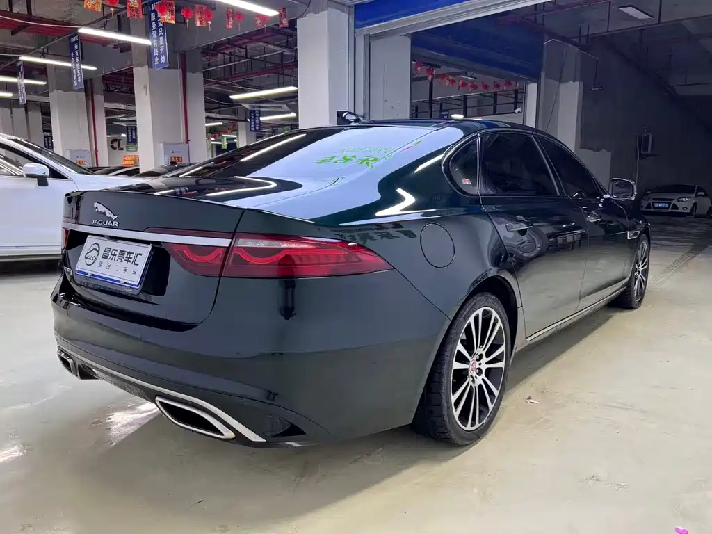 Jaguar XFL 2.0 T P250 2 WD Premium Luxury