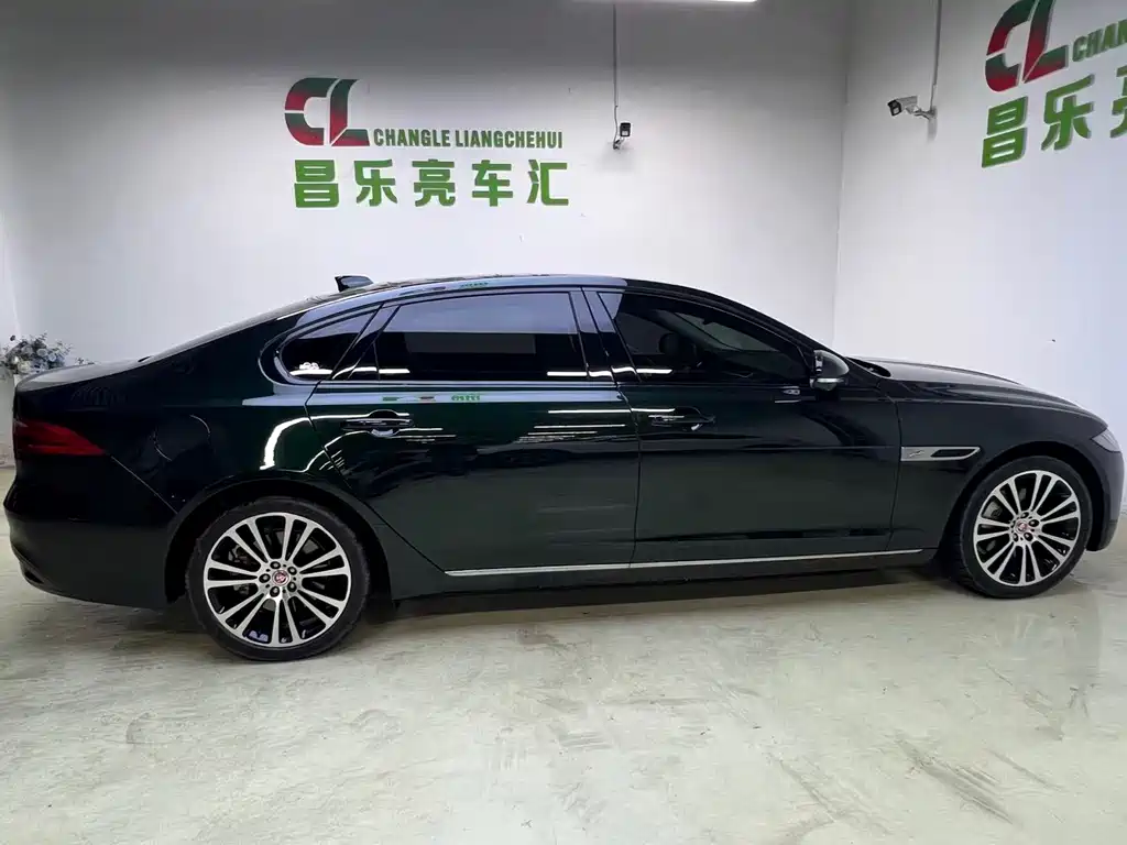 Jaguar XFL 2.0 T P250 2 WD Premium Luxury