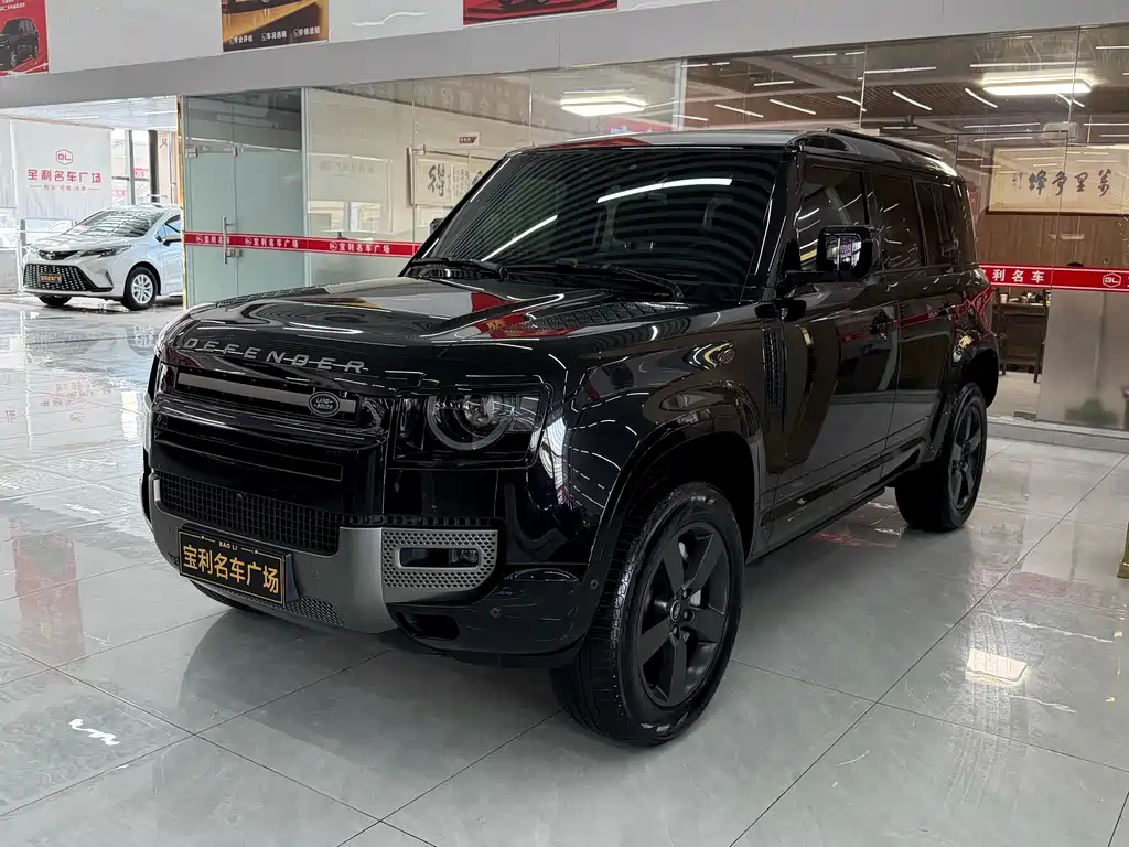 Land Rover Defender 110 3.0 T P400 X-DYNAMIC HSE