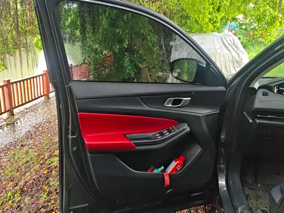 Changan CS55 PLUS 2 nd Gen 1.5 T DCT Light Year