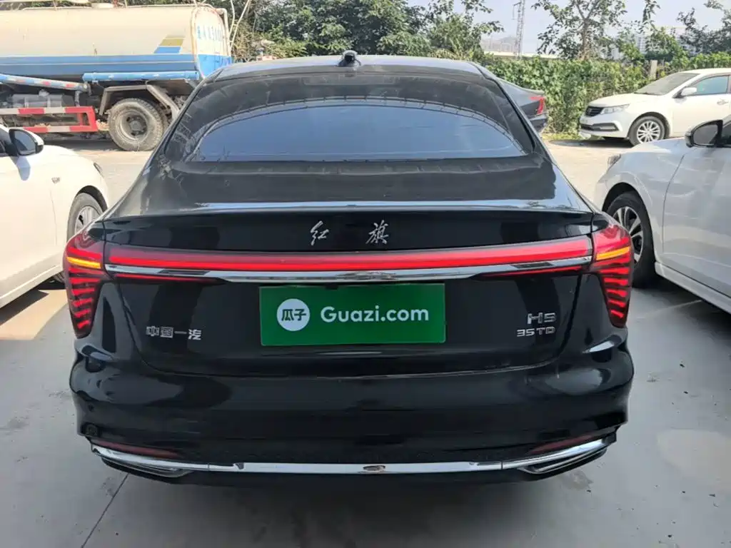 Hongqi H5 1.5 T DCT Connected Flagship Charm