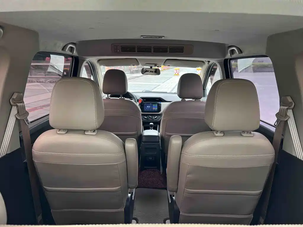 Wuling Hongguang 1.5 L Classic S Basic