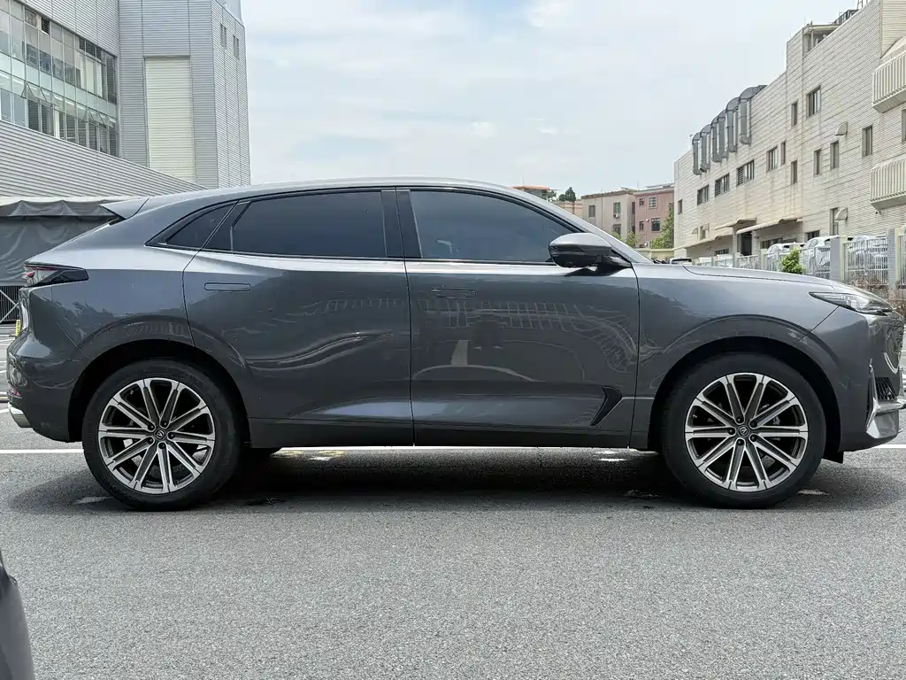 Changan UNI-K 2.0 T Distinguished