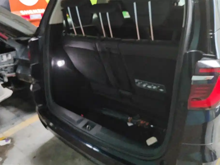 Odyssey 2.0 L e:HEV Sharp· Smart Enjoyment