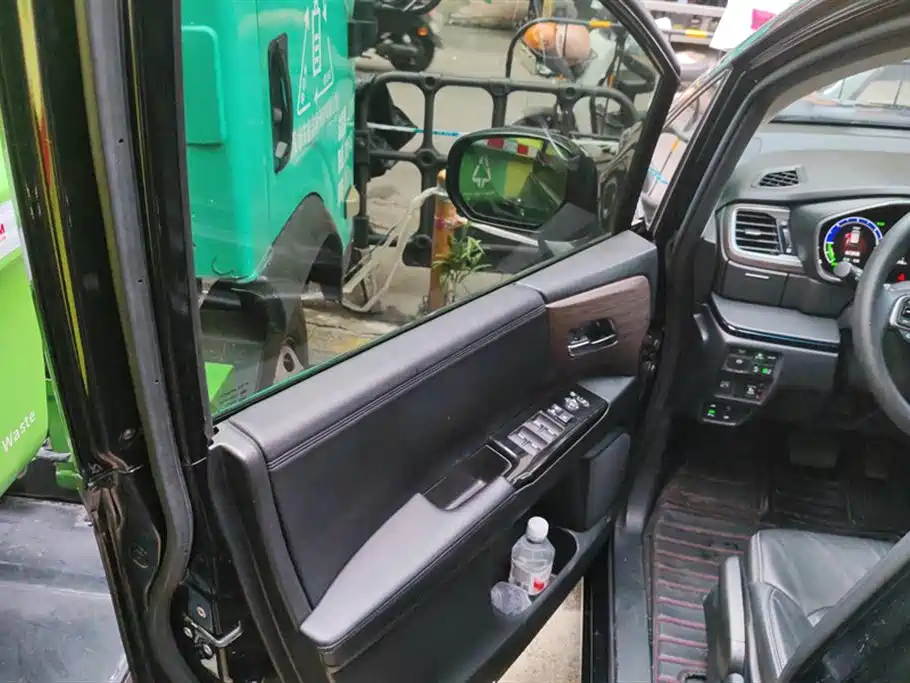 Odyssey 2.0 L e:HEV Sharp· Smart Enjoyment