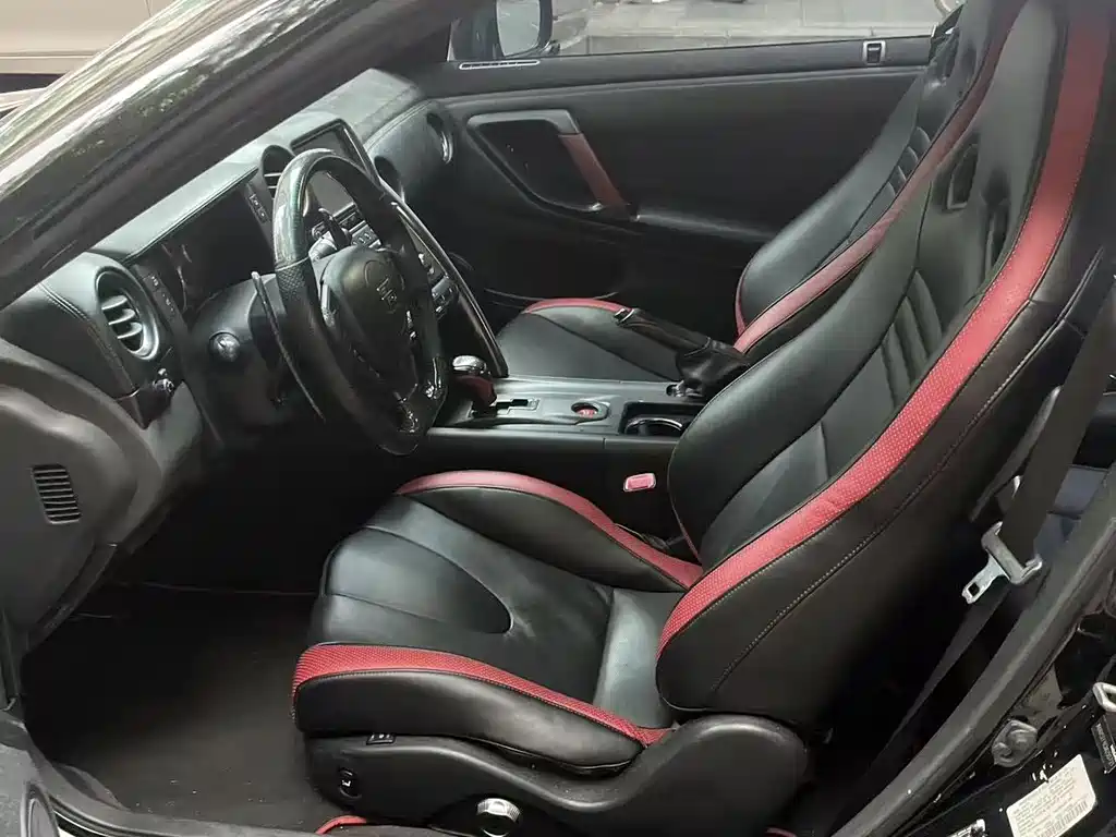Nissan GT-R 3.8 T Premium Edition