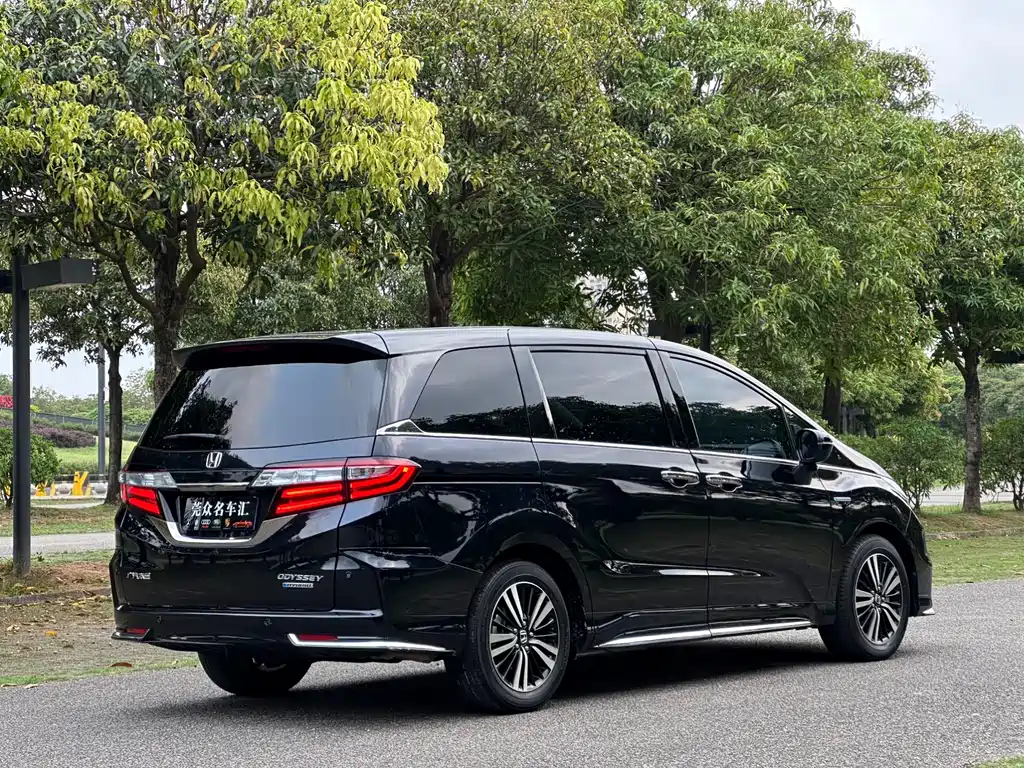 Odyssey 2.0 L Sharp· Premium