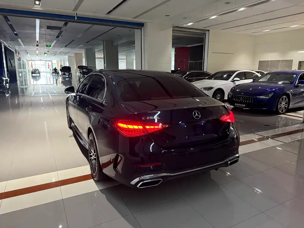 Mercedes-Benz C-Class Facelift II C 260 L Sport