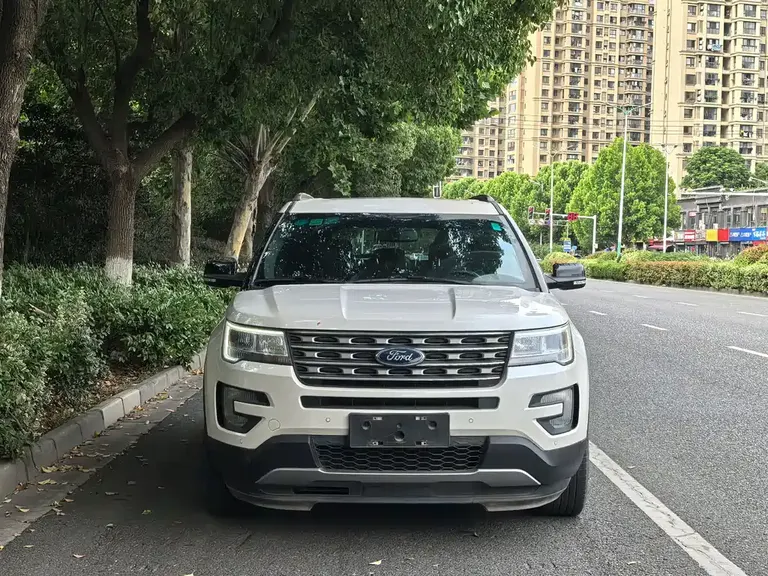 Ford Explorer (Import) 2.3 T Style