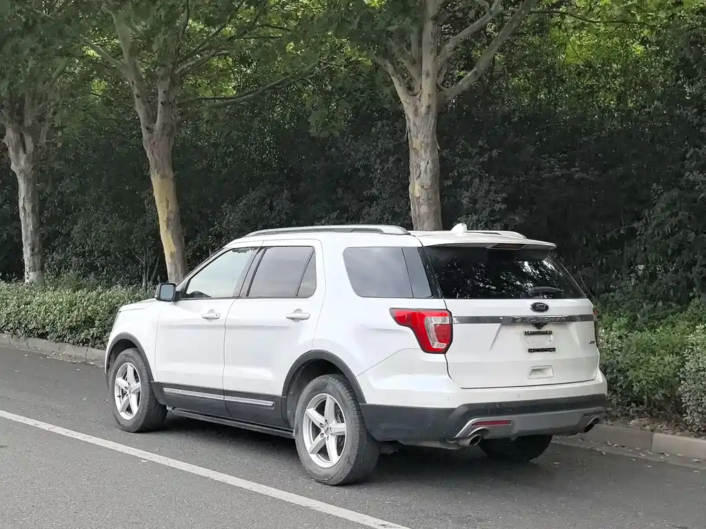 Explorer (Import) 2.3 T Style