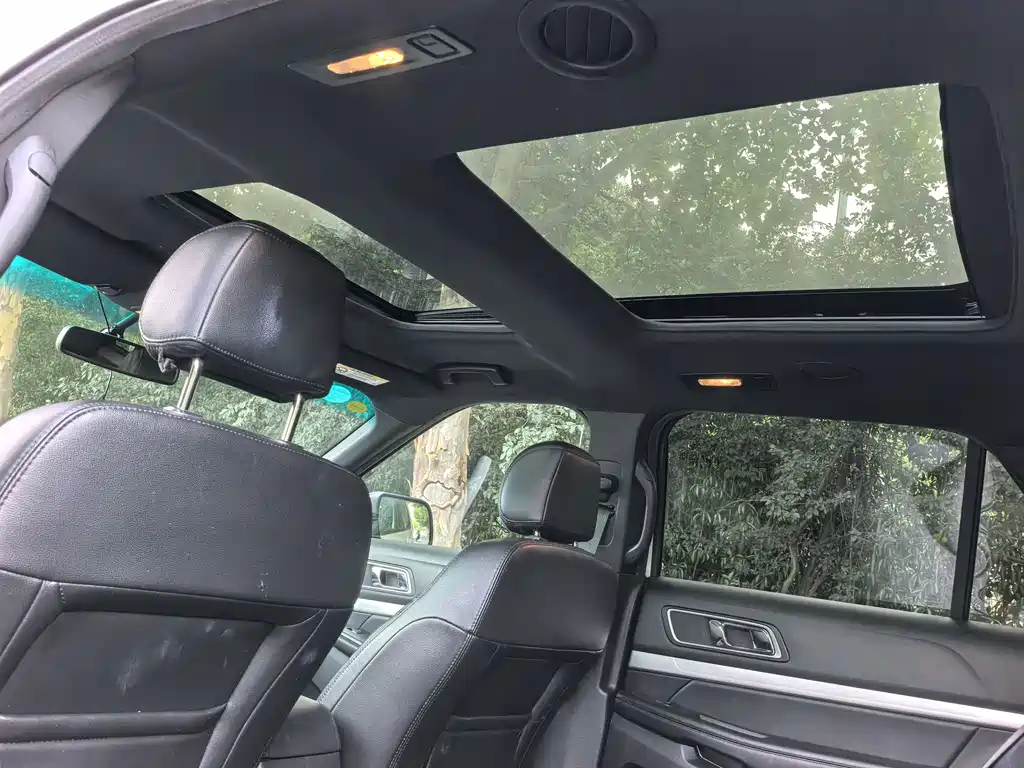 Explorer (Import) 2.3 T Style