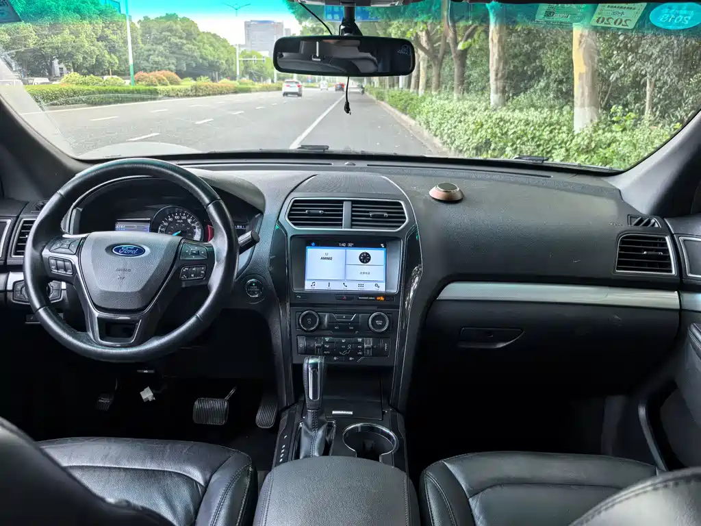 Explorer (Import) 2.3 T Style
