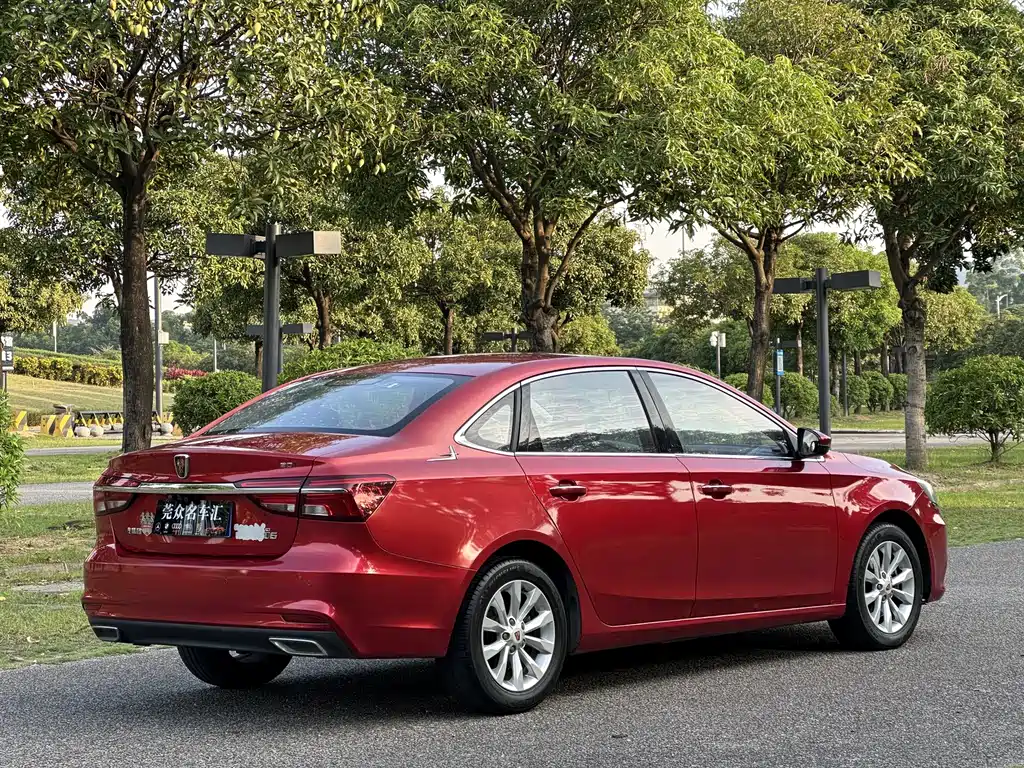 Roewe i6 Classic 20 T Auto Flagship