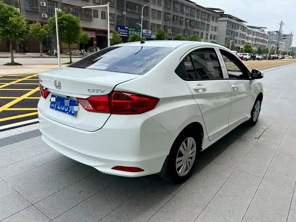 City 1.5 L CVT Comfort