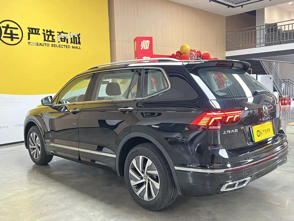 Tiguan L NEV 途观L插电混动 2023款 430 PHEV 插电混动尊贵版