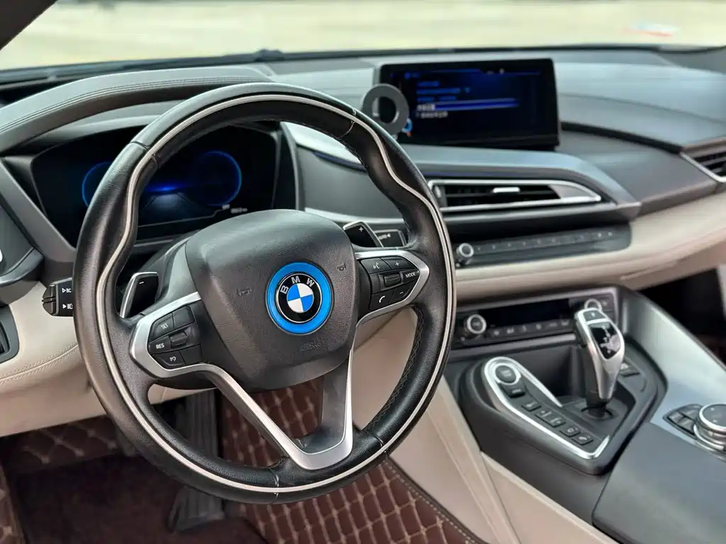 BMW i8 Standard