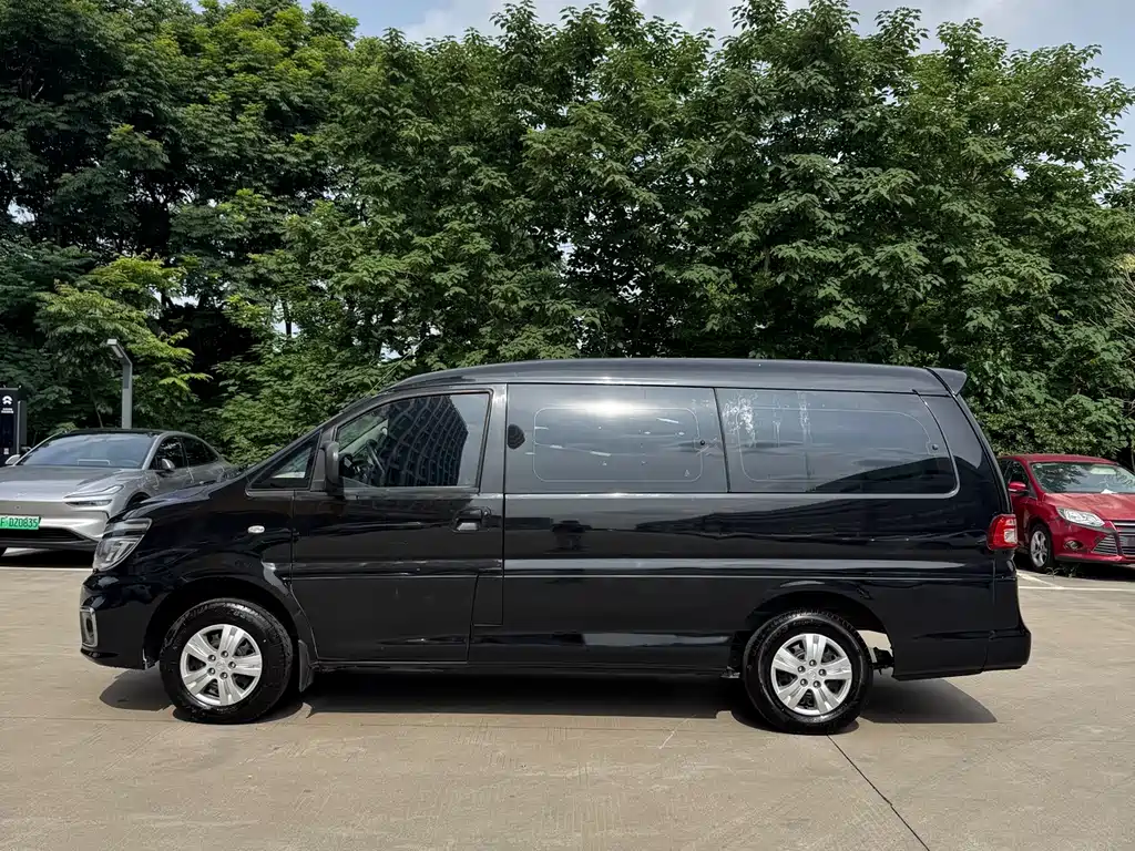 Lingzhi M5 L 1.6 L 7-seat Comfort CN-VI
