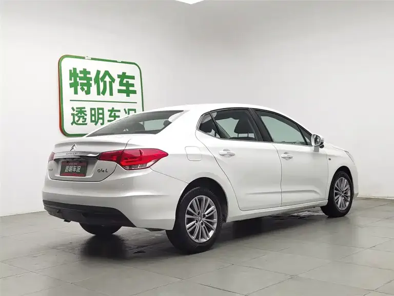 Citroën Citroen C4 L 雪铁龙C4 L 2015款 1.8 L 自动尊贵版