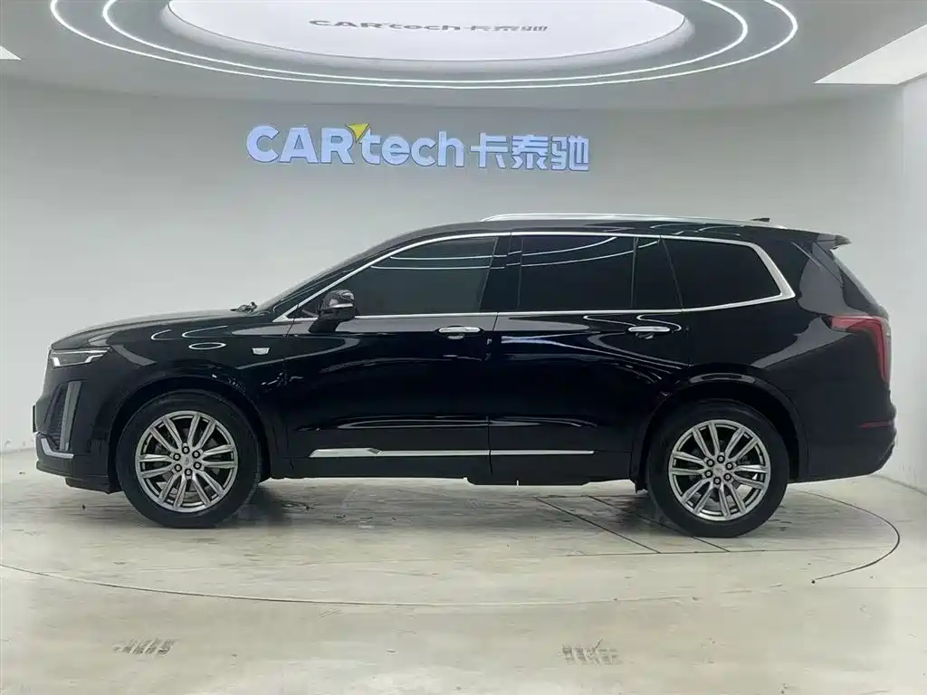 Cadillac XT6 2.0 T 6-seat 4 WD Luxury