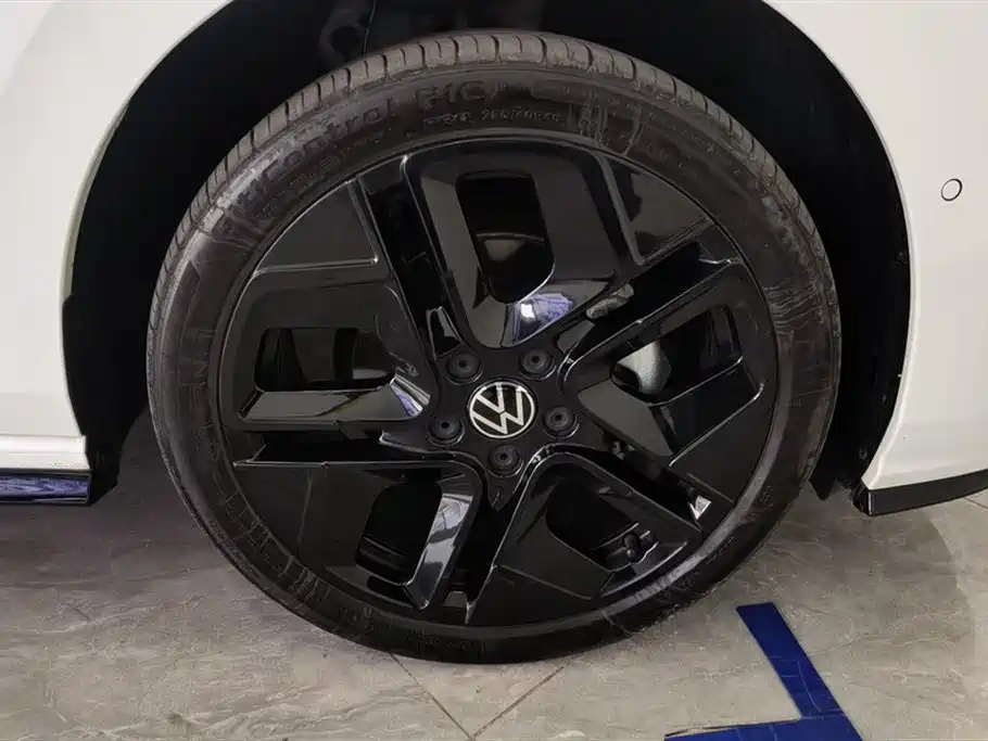 Golf 300 TSI R-Line