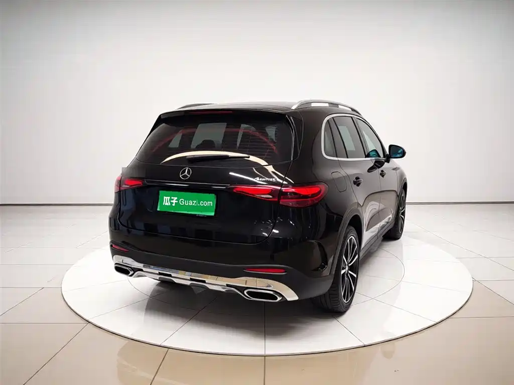 Mercedes-Benz GLC 奔驰GLC 2025款 GLC 300 L 4 MATIC 动感型 7座