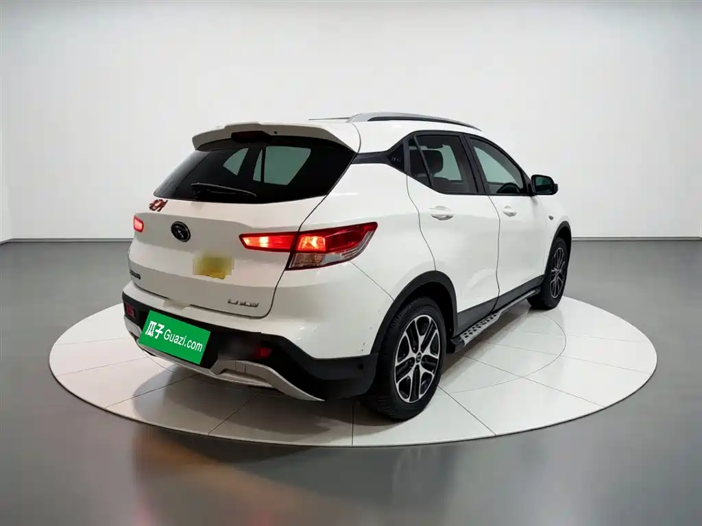 Soueast DX3 1.5 T CVT Distinguished