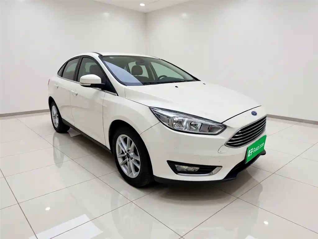 Focus 福克斯 2018款 三厢经典 EcoBoost 180 自动精英型