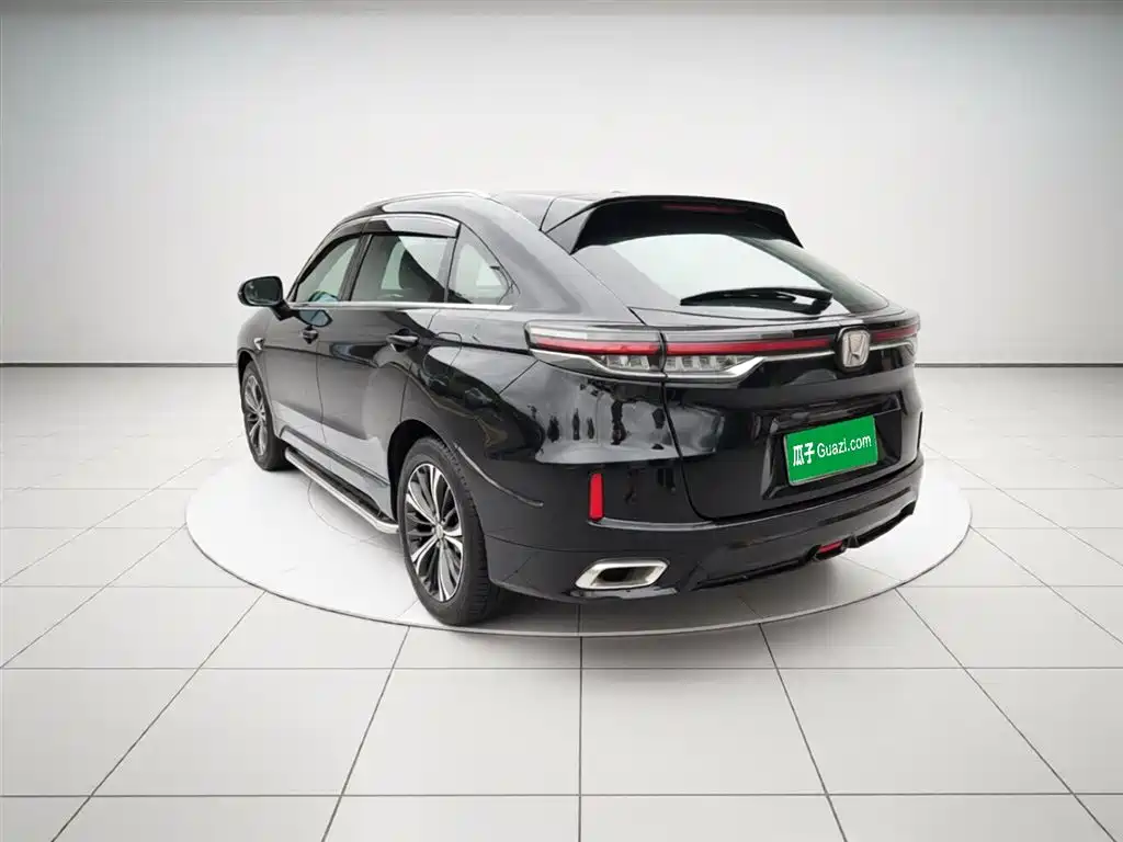Honda UR-V 370 TURBO 2 WD Graceful