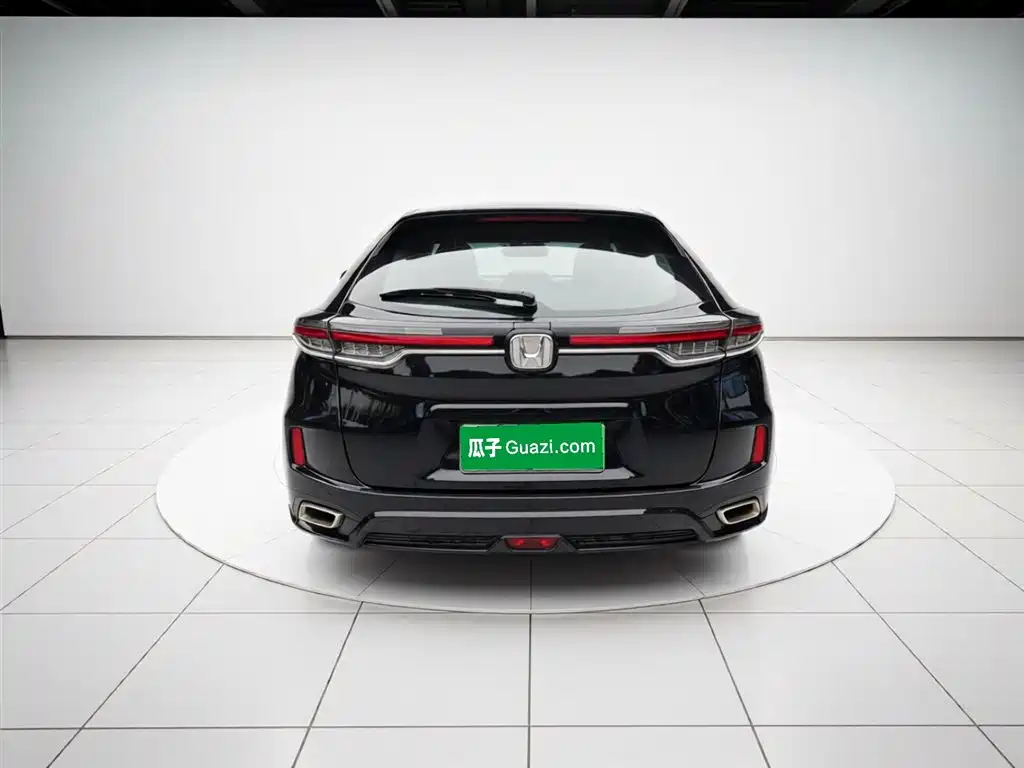Honda UR-V 370 TURBO 2 WD Graceful