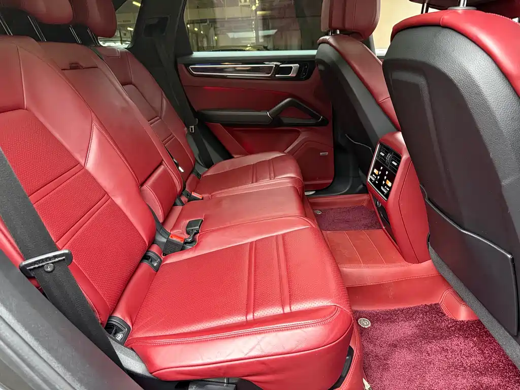 Cayenne NEV Cayenne E-Hybrid 2.0 T