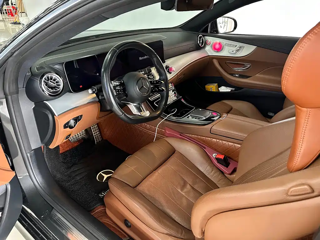 Mercedes-Benz E-Class (Import) E 300 Coupe