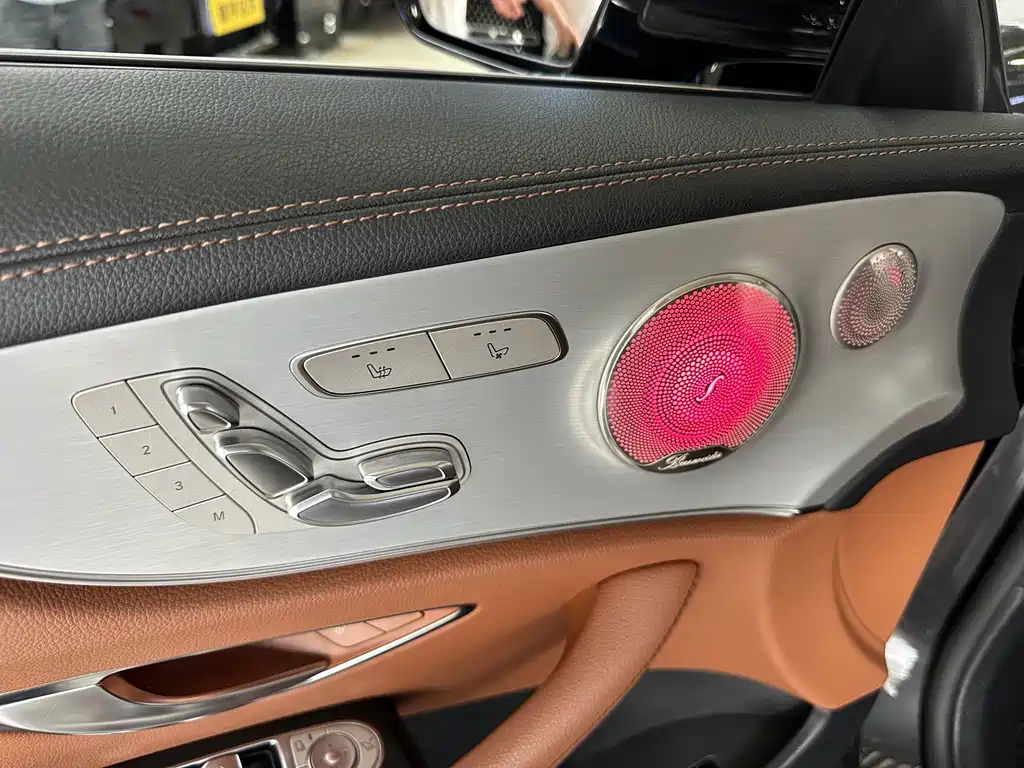Mercedes-Benz E-Class (Import) E 300 Coupe