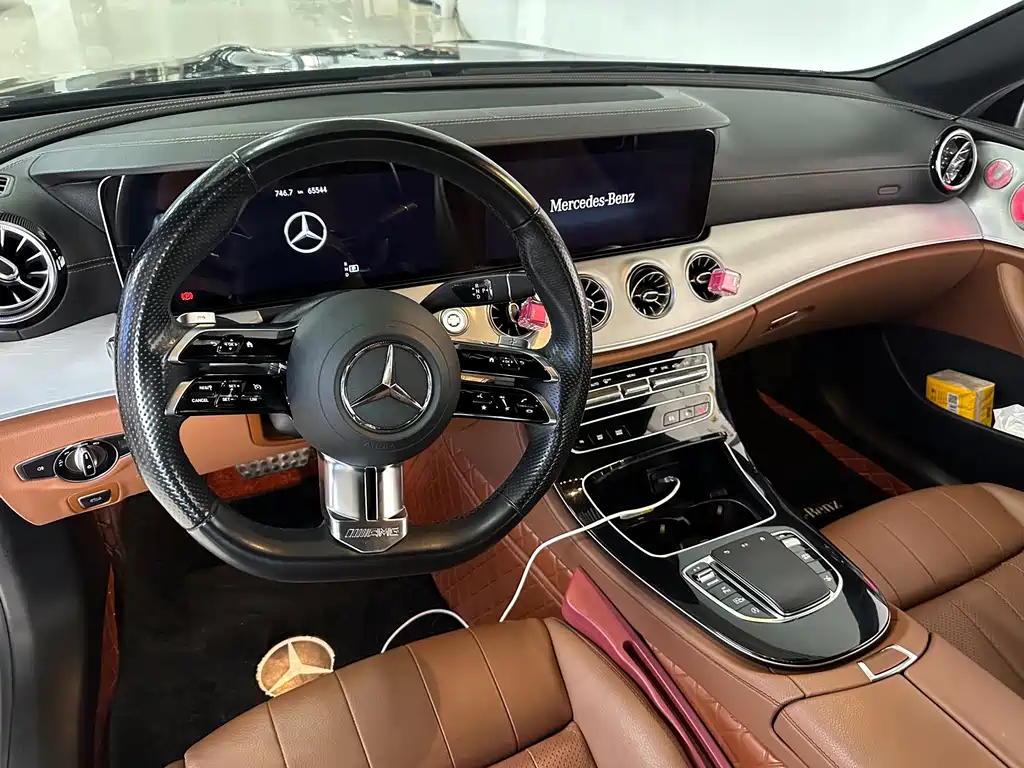 Mercedes-Benz E-Class (Import) E 300 Coupe