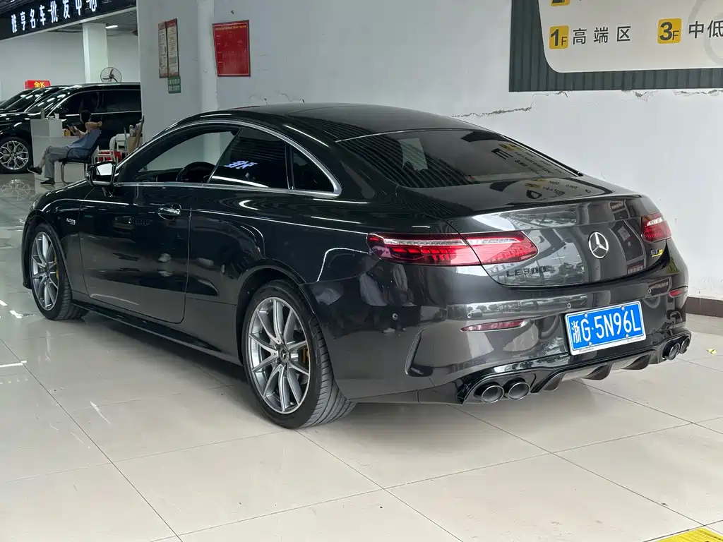 Mercedes-Benz E-Class (Import) E 300 Coupe