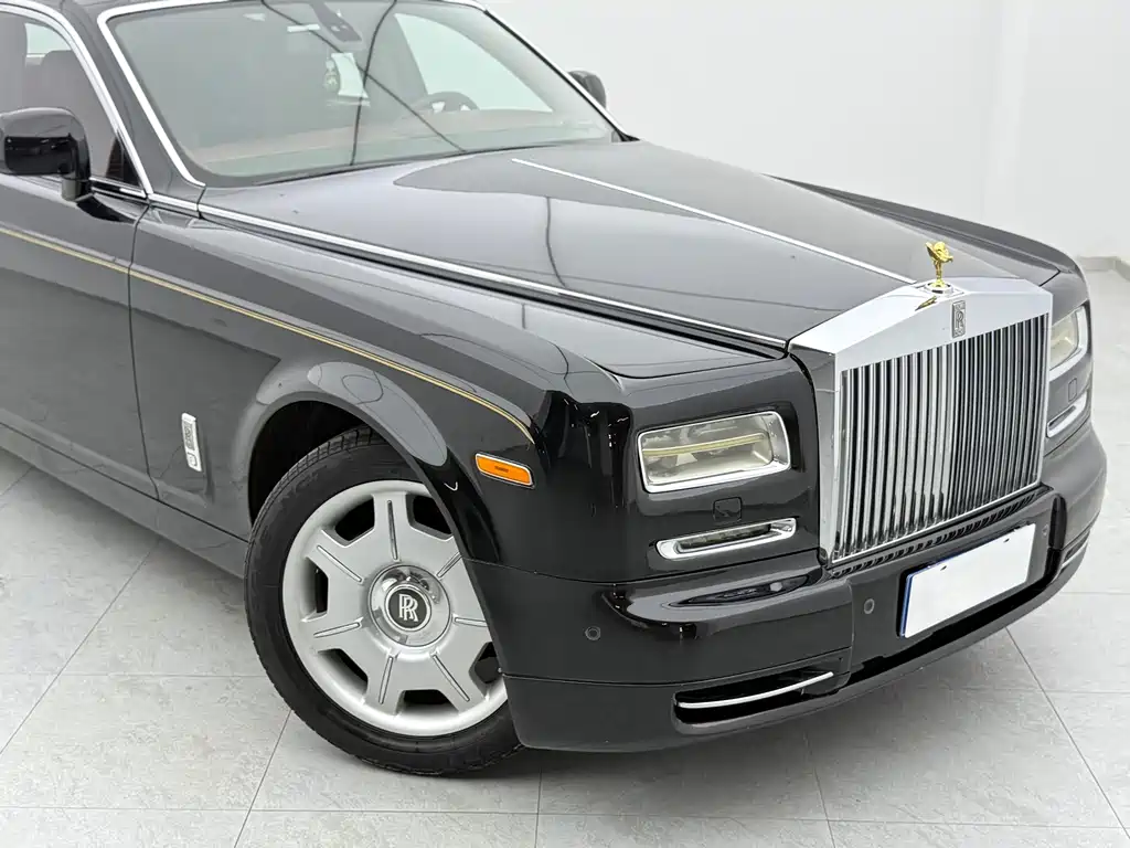 Phantom 6.7 L Standard
