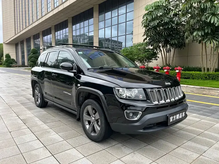 Jeep Compass (Import) Facelift 2.4 L 4 WD Comfort
