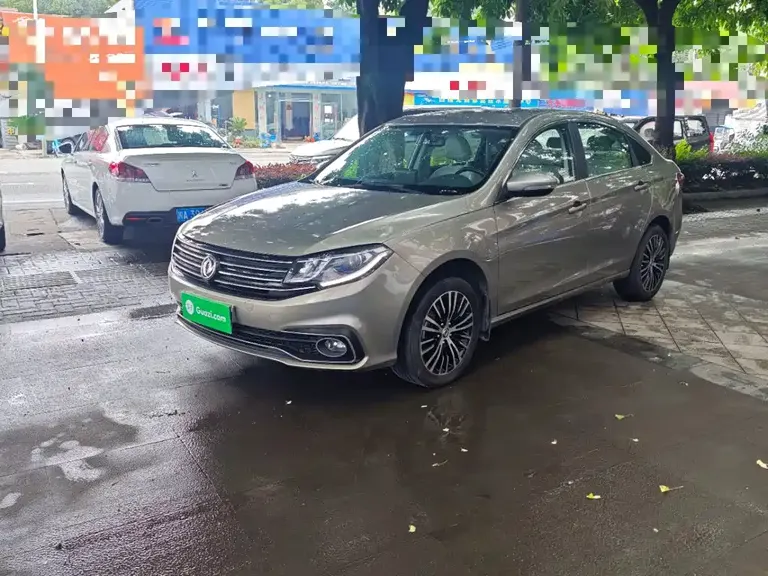 Dongfeng Joyear S50 景逸S50 2017款 2.0 L 手动尊享型