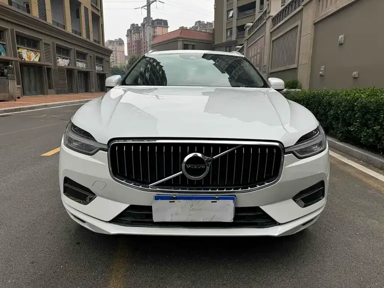 Volvo XC60 T5 4 WD Smart Ease