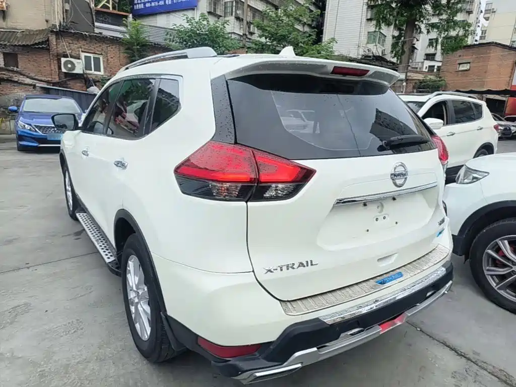 X-Trail 2.0 L CVT Comfort 2 WD
